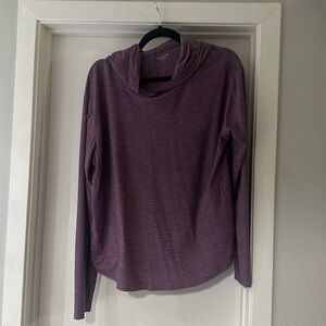 Old Navy Workout Long Sleeve Shirt